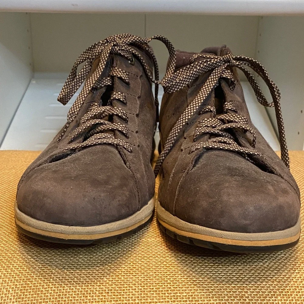 Columbia Three Passes leather Chukka boots Shoes